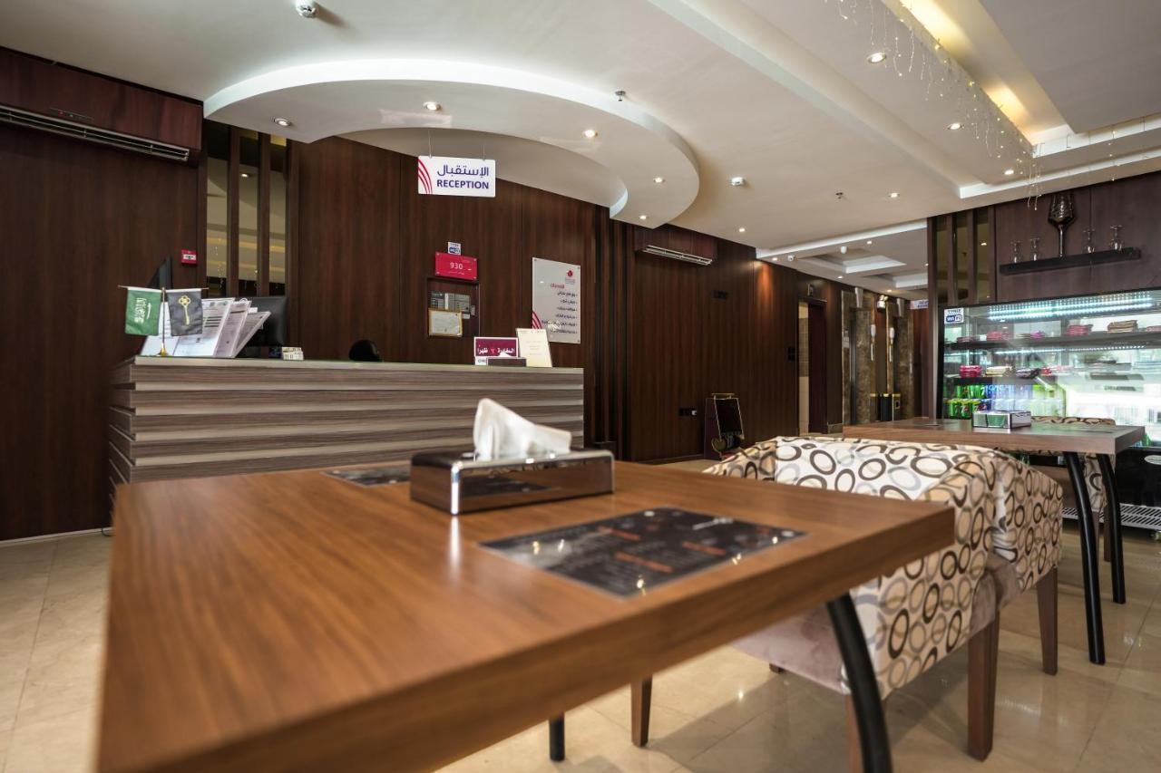 Lareen Suites