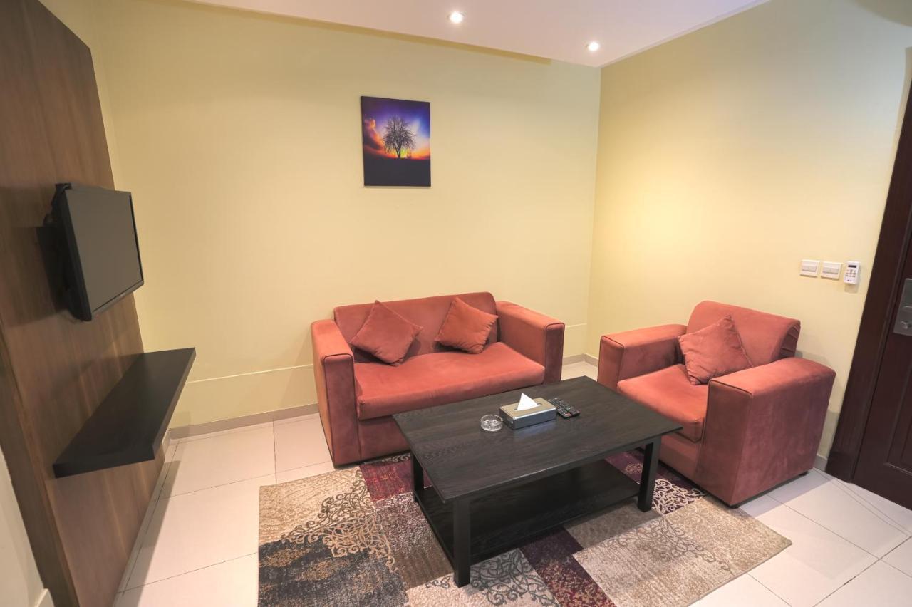 Aparthotel Lareen Suites